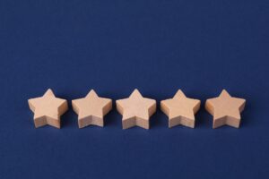 كيف تقيّم شركة الضيافة بعد المناسبة؟ معايير عملية